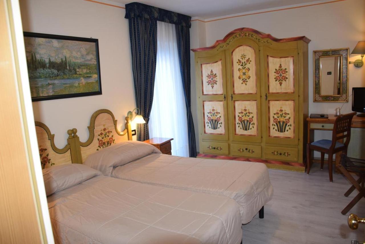 Park Hotel Mater Dei Pozza di Fassa Exterior photo