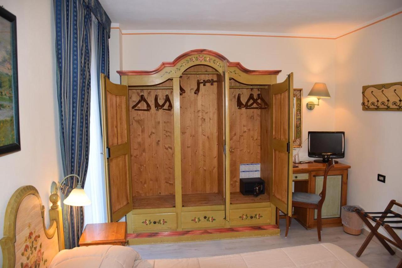 Park Hotel Mater Dei Pozza di Fassa Exterior photo